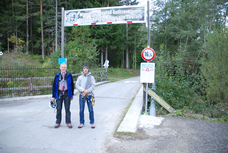 Albert und Jürgen, Start zum Galizenklmamm-Klettersteig