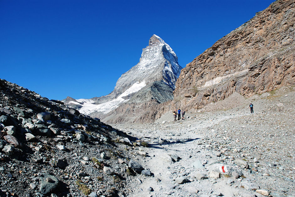 Weg zur Hörnlihütte, mit Matterhorn