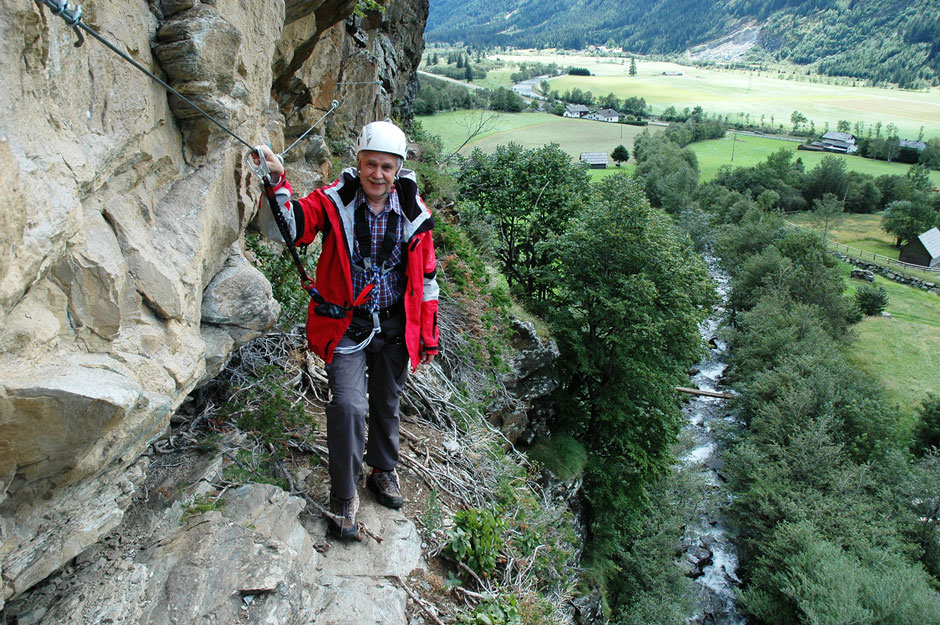 Fallbach Albert klettert