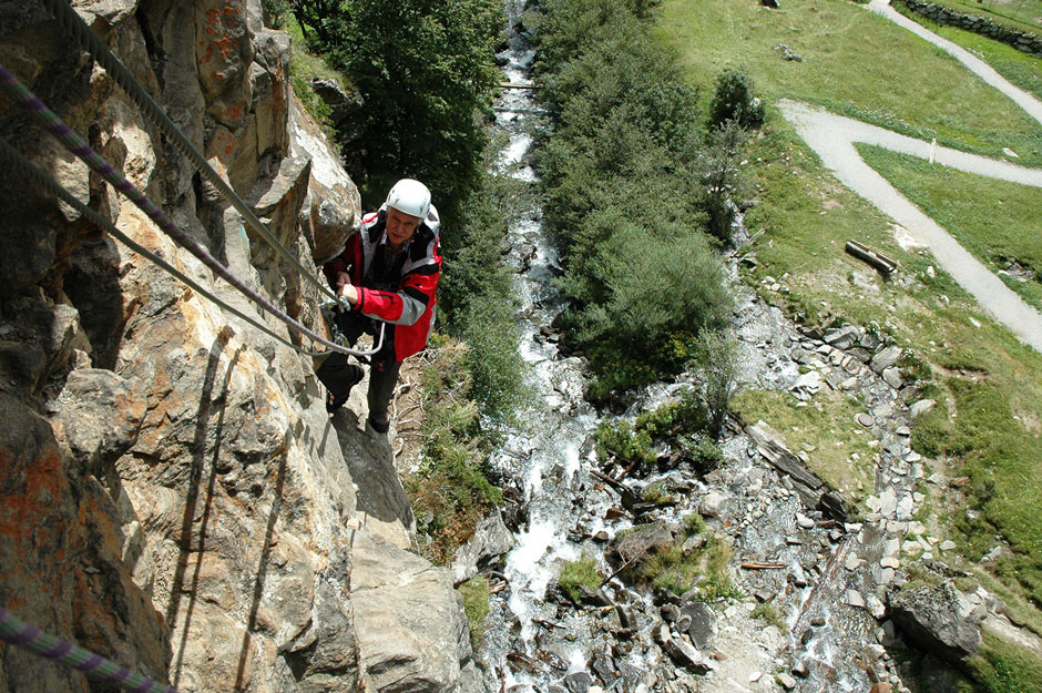 Fallbach Albert klettert