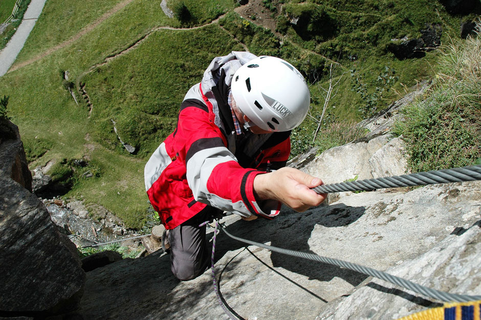 Fallbach Albert klettert