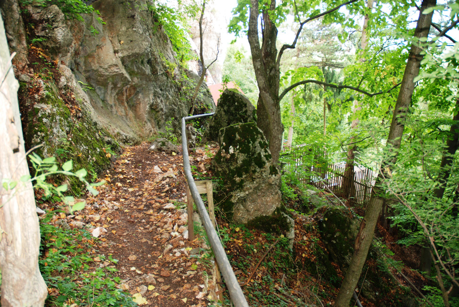 Abstieg zur Einhornhöhle