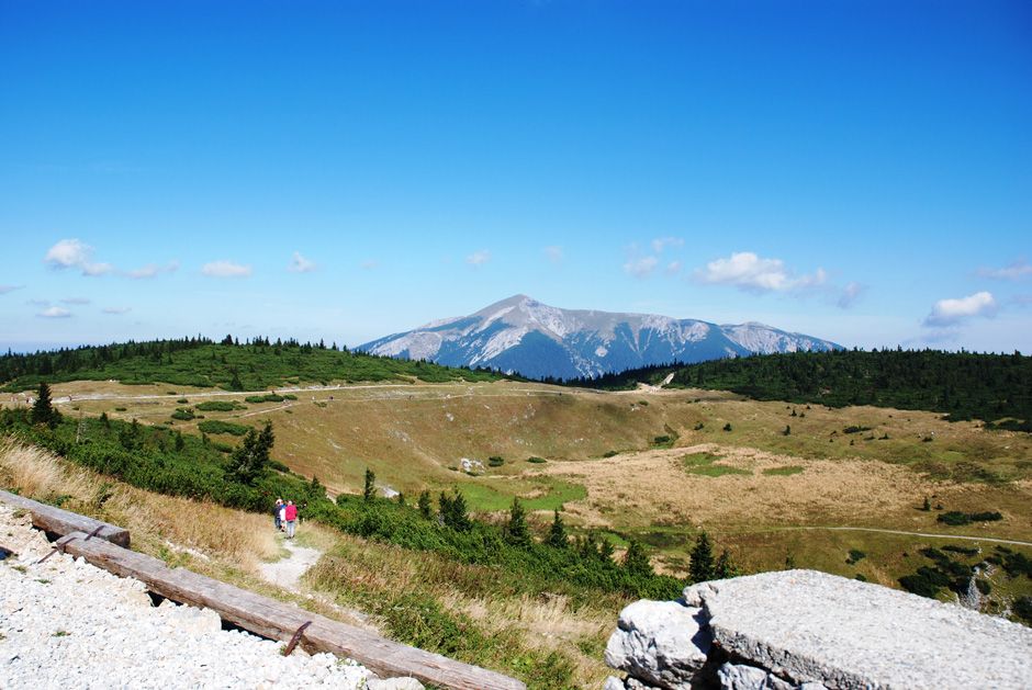 Blick vom Otto-Schutzhaus zum Schneeberg