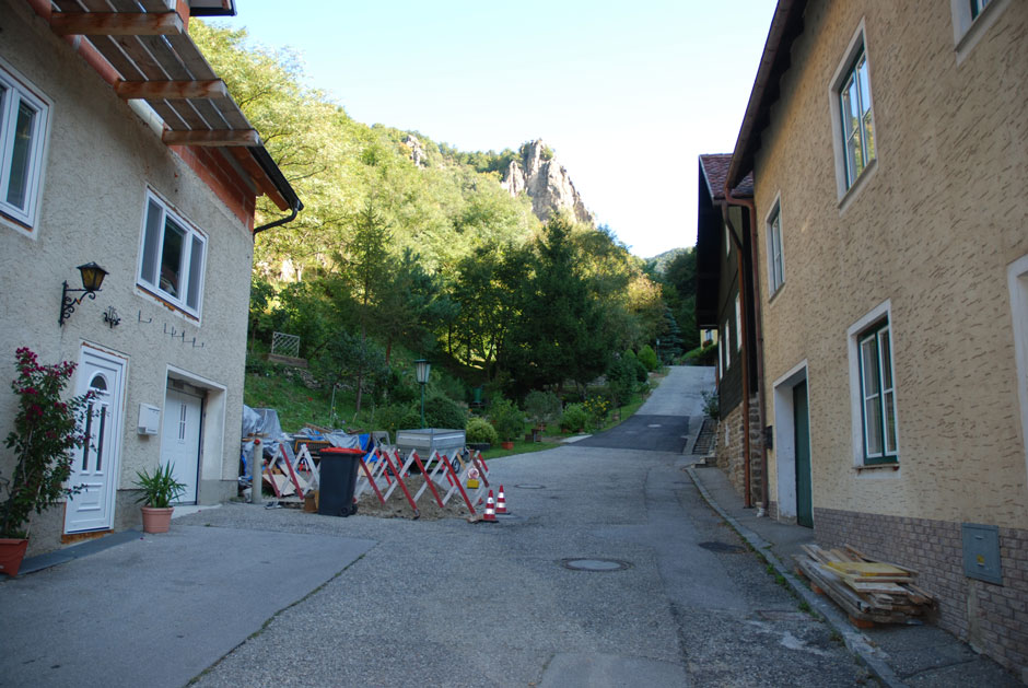 Straße zum Vogelbergsteig