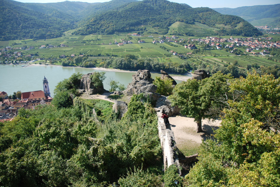 Burgruine Dürnstein, vor dem Burghof
