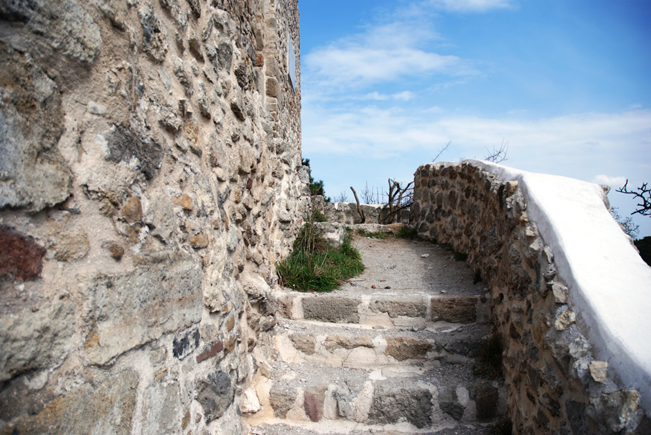 Burgruine Mödling, Zugang zum Turm