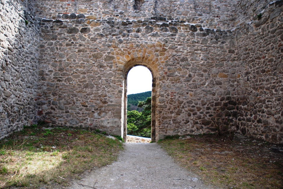 Burgruine Mödling, im Turm