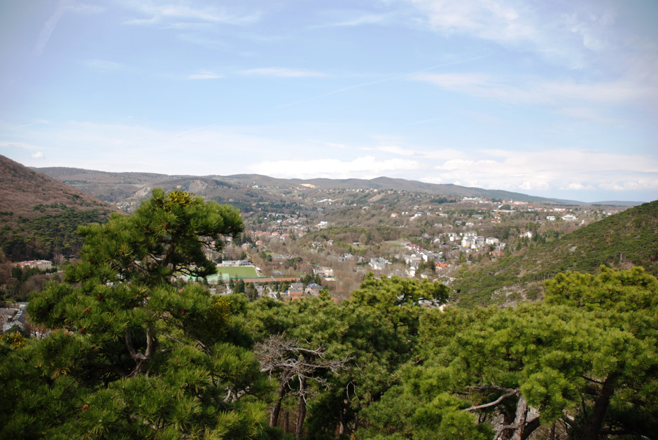 Burgruine Mödling, Blick Richtung Hinterbrühl