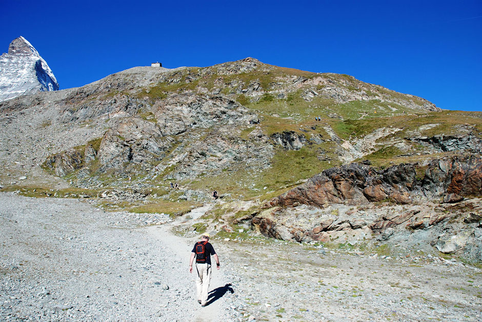 Weg zur Hörnlihütte mit Matterhorn