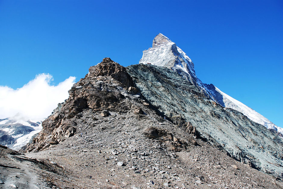 Weg zur Hörnlihütte mit Matterhorn