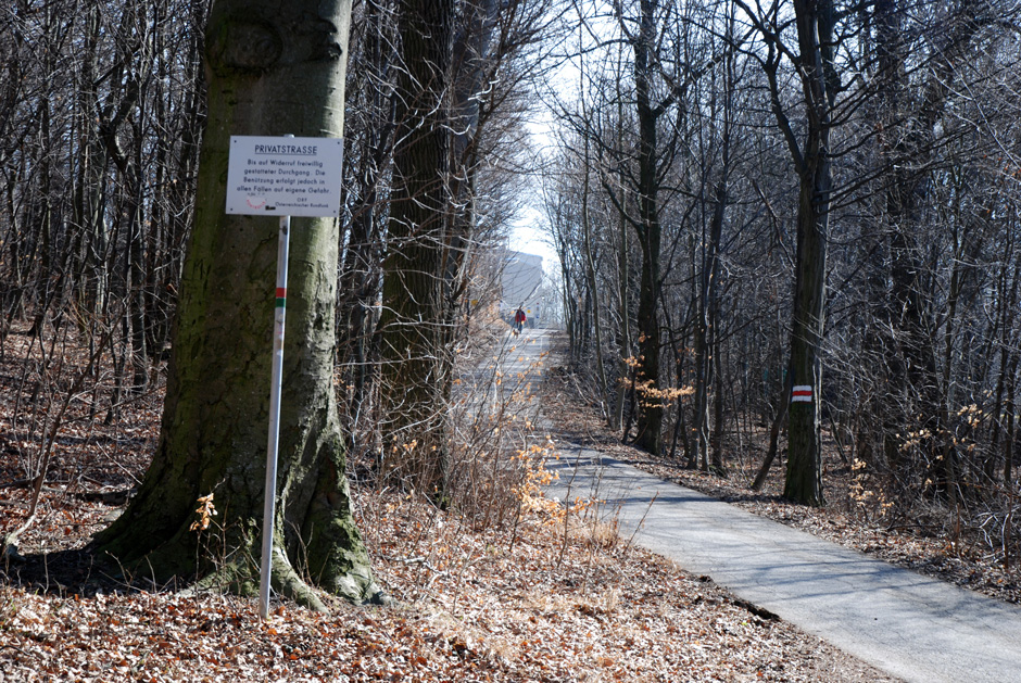 Privatstraße zum ORF-Sender Kahlenberg