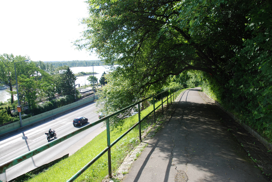 Nasenweg und Bundesstraße B14