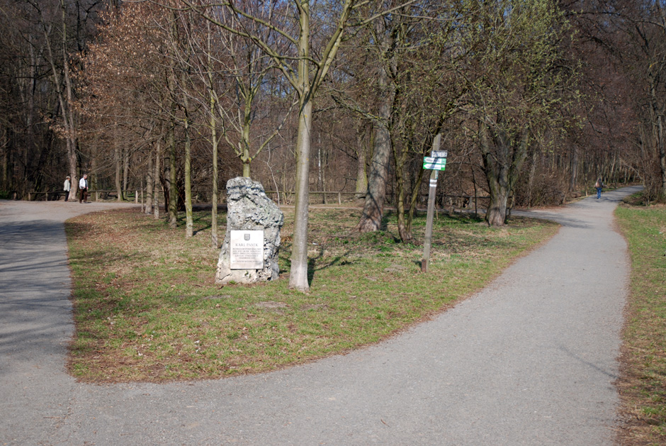 Schwarzenbergallee, recht Hameauweg