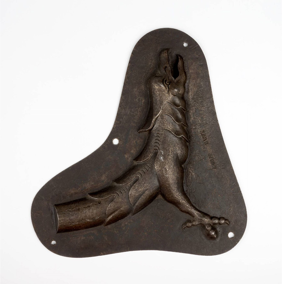 MAK Archivbild 24: Beschlag, Eisen geschwärzt, HxB 18x20 cm, 1867 bis 1900