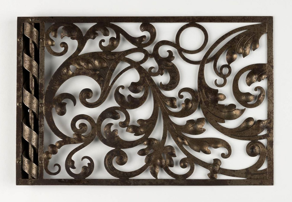MAK Archivbild 67: Beschlag, Eisen geschwärzt, HxB 15,6x23 cm, 1867 bis 1900