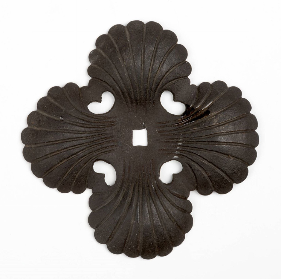 MAK Archivbild 123: Beschlag, Eisen geschwärzt, LxB 8,5x8,5 cm, 1867 bis 1900