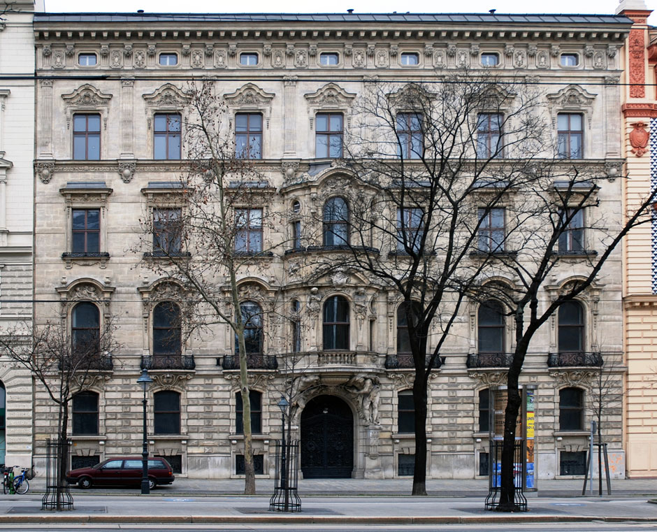 Palais des Herrn Johann Sturany, Hauptfassade