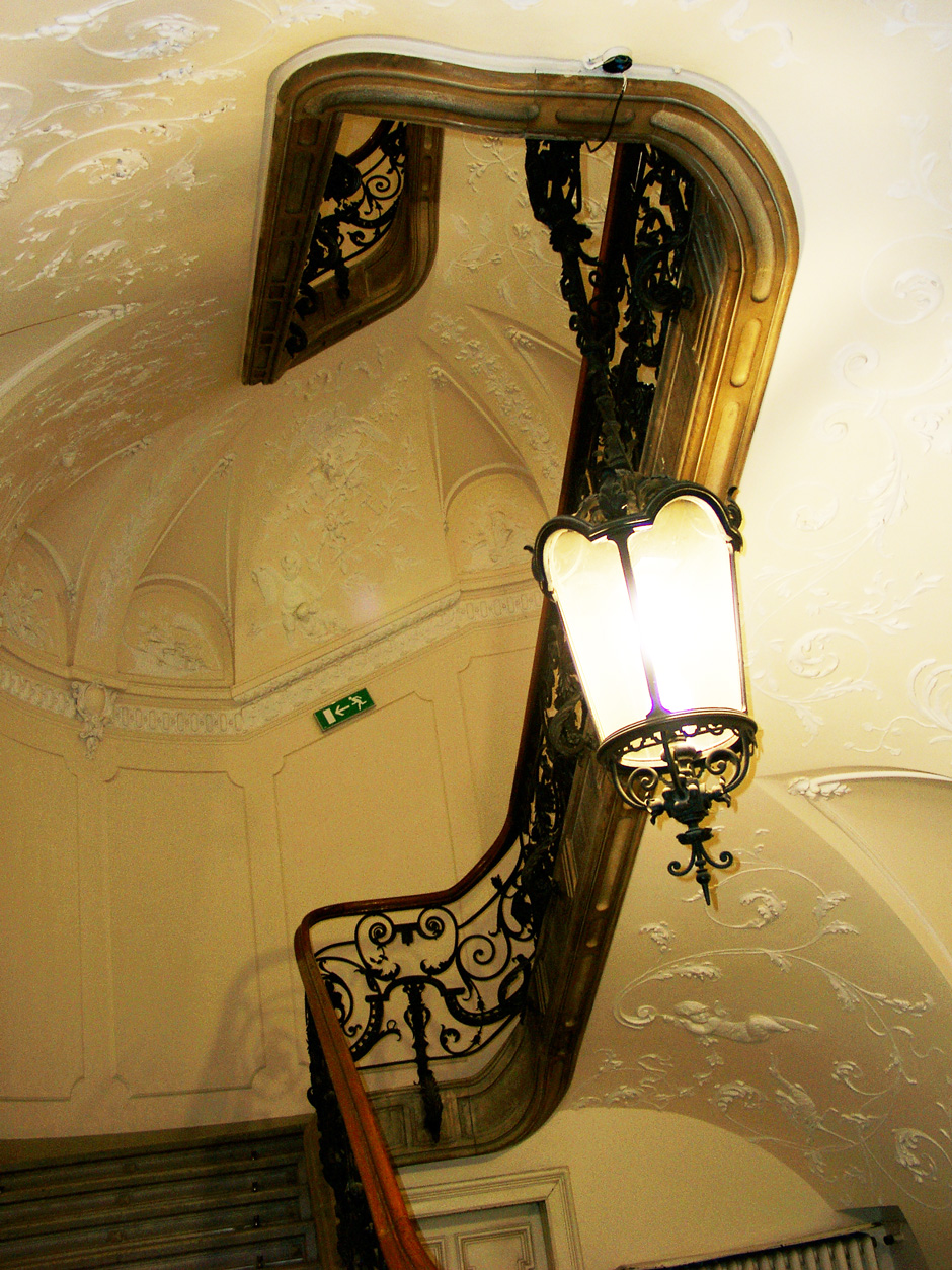 Bild: Palais Sturany, Erdgeschoss, Hauptstiege Stiegengeländer