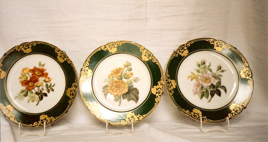 24 Teller der Marke Limoges als Geschenk nur 12 abgebildet von einer Reise zur Pariser Weltausstellung 1878