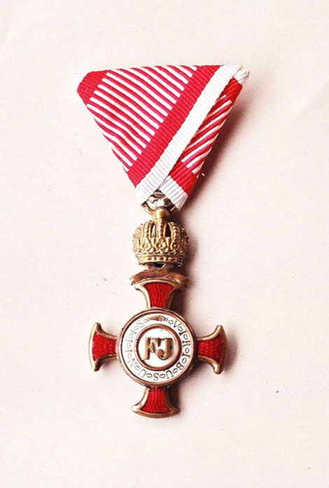 Goldenes Verdienstkreuz mit der Krone, 1867